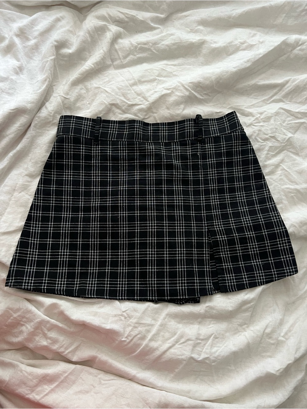 La Hearts Black and White Plaid Mini Skirt